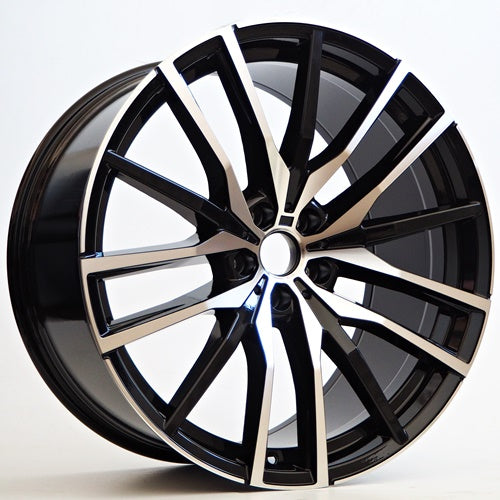 Racing Line Fang 10,5x21 5x112 ET43 fekete arc, megmunkált