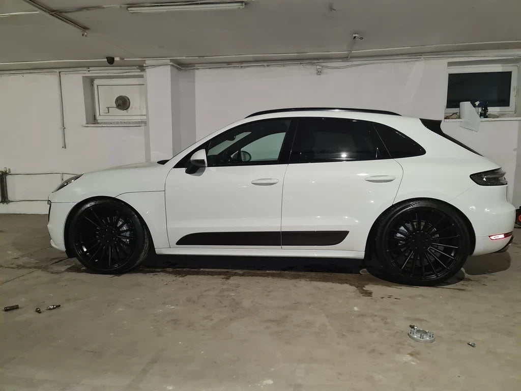 Alu kola HAXER HX010 10.5x21 5x120 ET40 72.6 černá – na voze 10