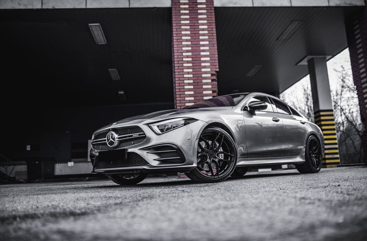 Alu kola Concaver CVR3 19x8,5 ET45 5x112 Platinum Black WheelsUp
