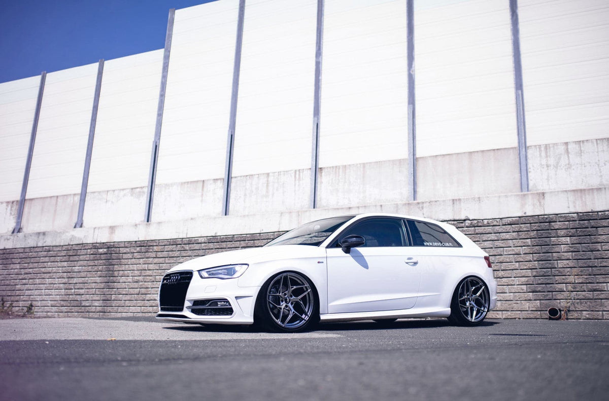 Alu kola Japan Racing JR35 19x8,5 ET20-45 5H BLANK Hyper Black WheelsUp