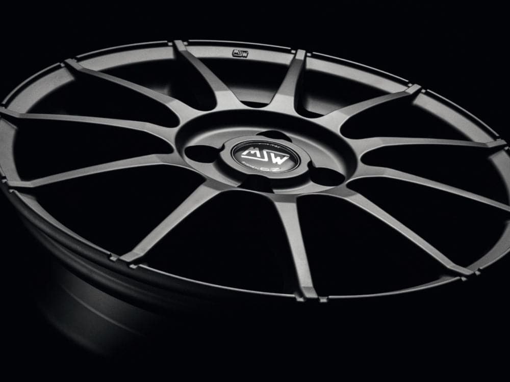 Alu kola MSW 85 7x17 4x100 ET30 63,3 Gloss Black WheelsUp