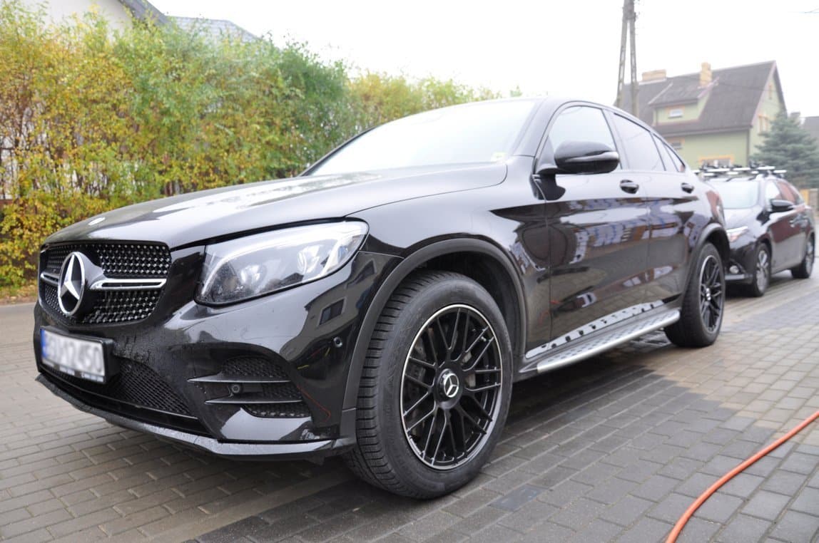 Racingline B1268 18x8 5x112 ET45 Black Half Matt & Polished Lip Mercedes - Wheelsup.sk