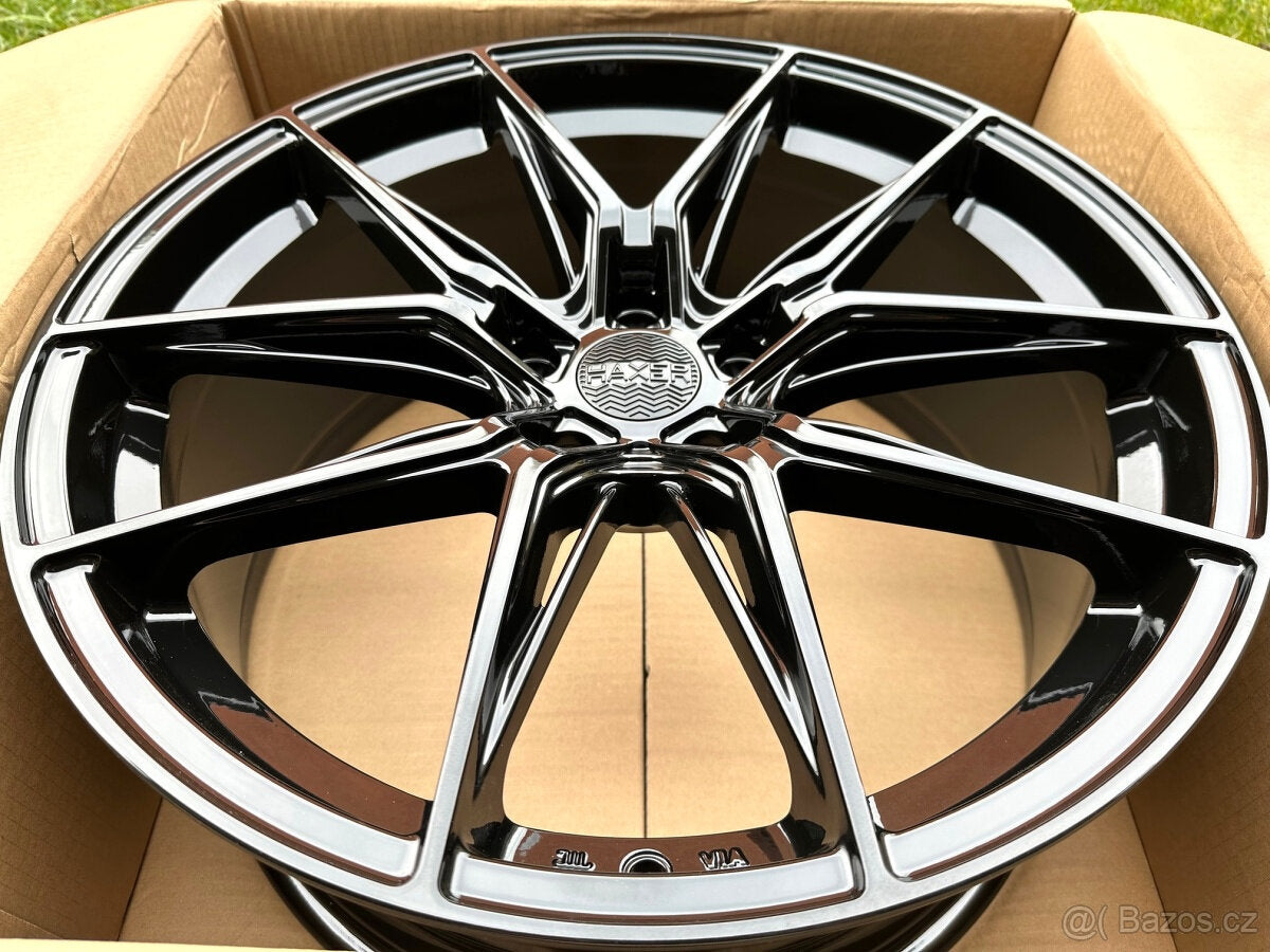 HAXER HX036 8x18 5x112 ET40 černá, Mercedes