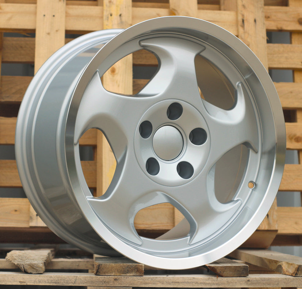Alu kola pro BMW B2418 8x17 5x120 ET15 74.1 Silver & Polished Lip | Wheelsup.cz