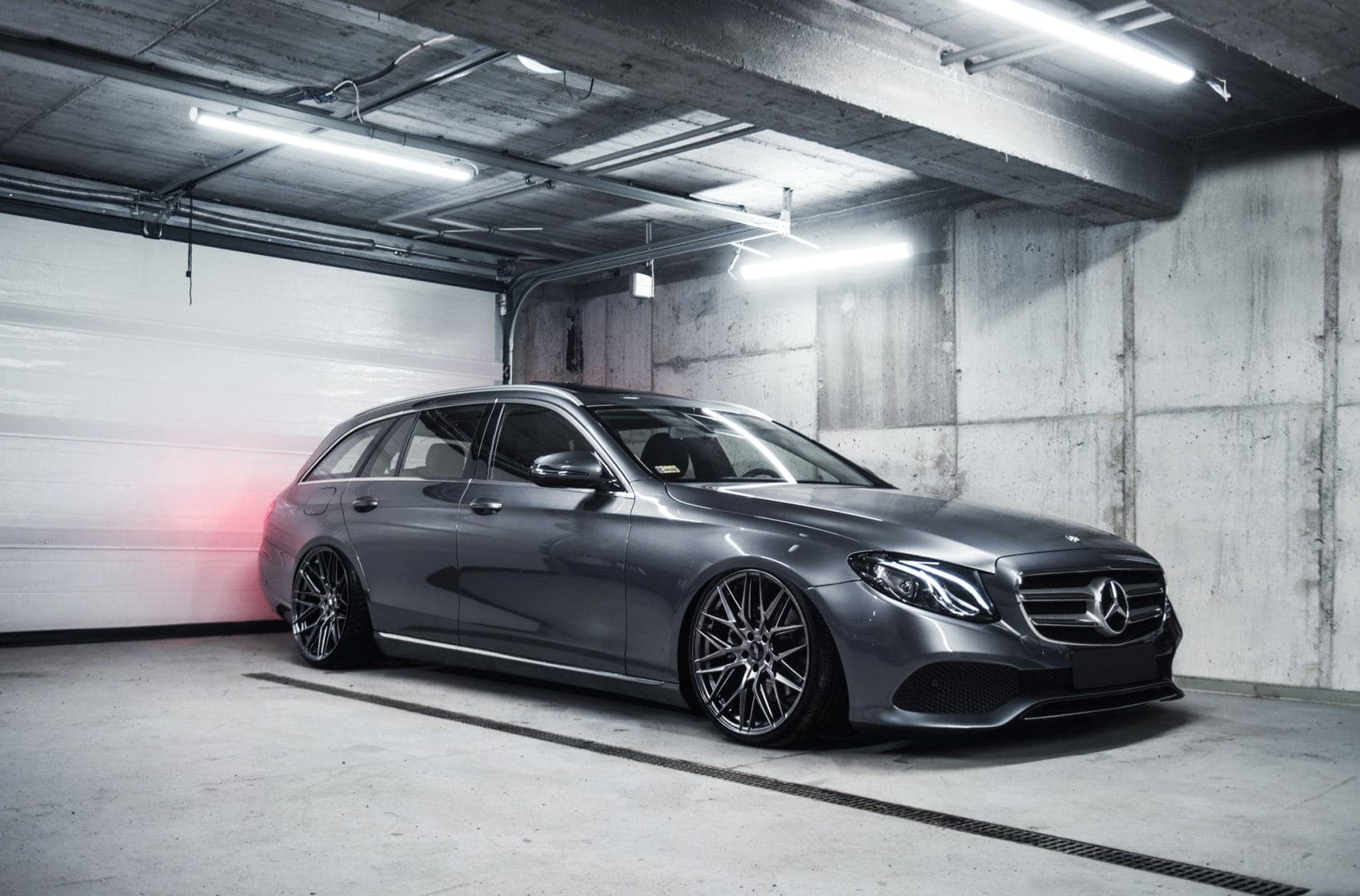 JR Wheels JR28 17x8 ET35 5x100 Hyper Black - Wheelsup