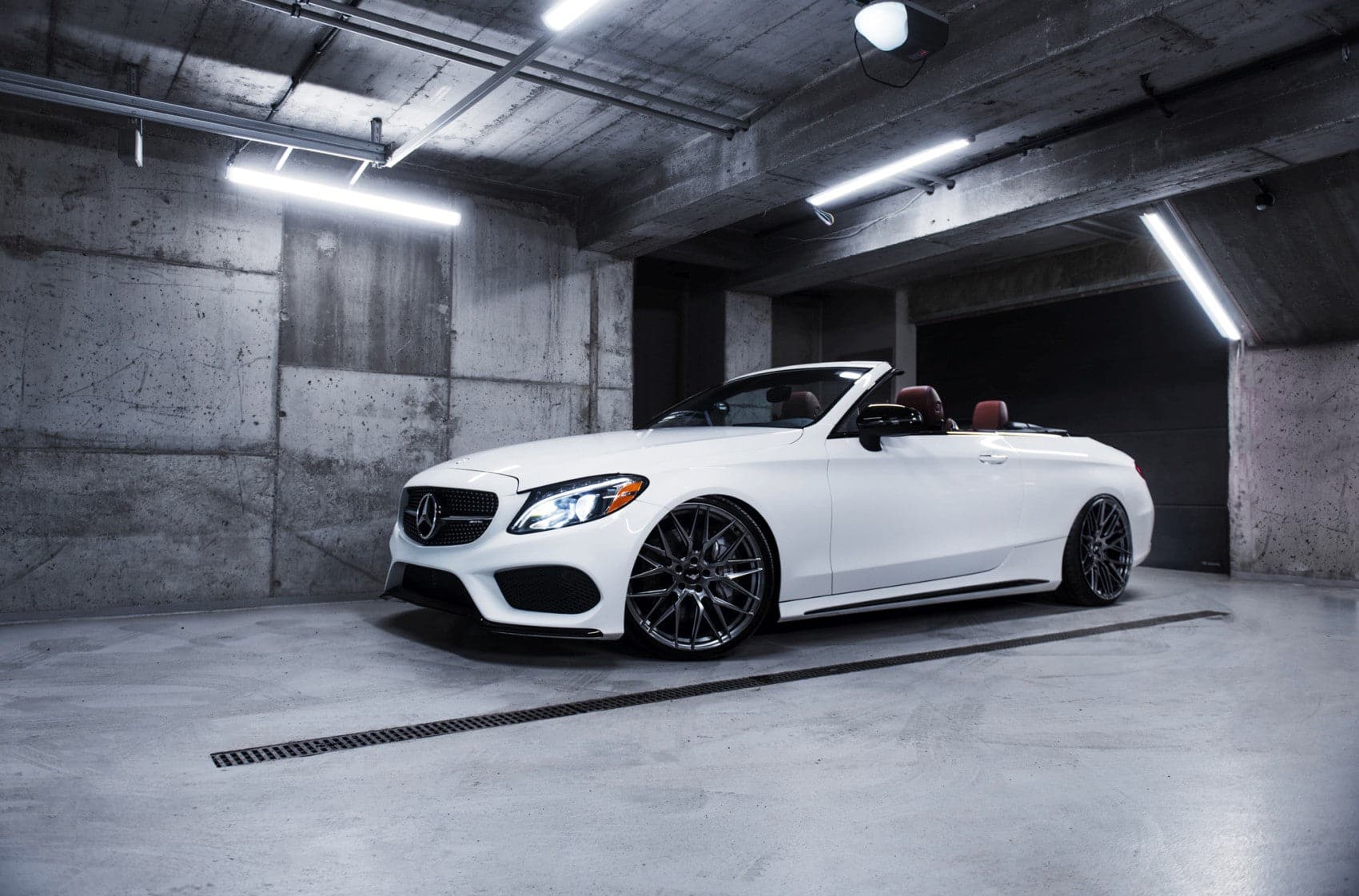 JR Wheels JR28 18x7,5 ET20 4x108 Hyper Black - Wheelsup