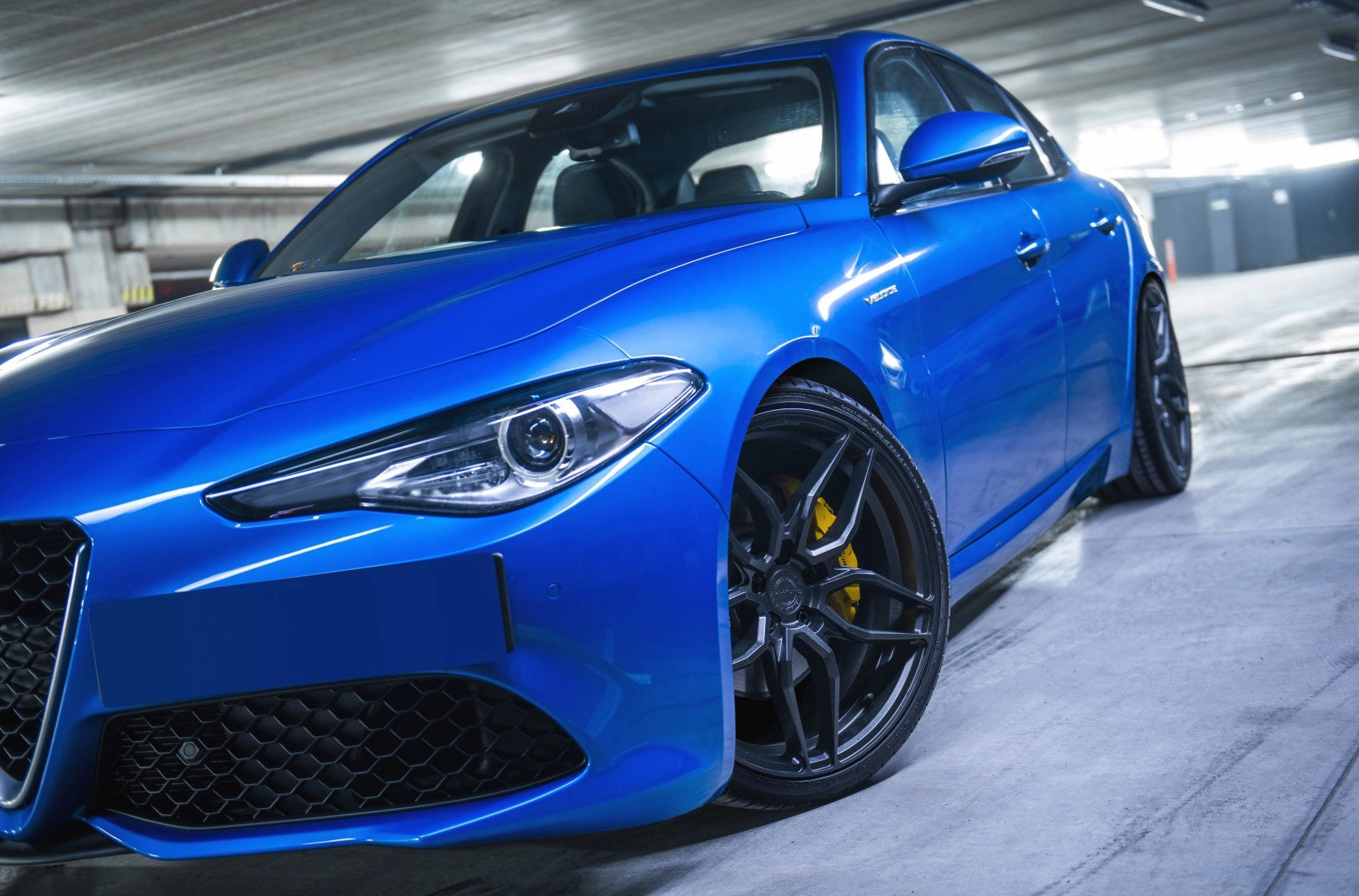 Alu kola Alfa Romeo Giulia Concaver CVR3 Carbon Graphite 472 2962