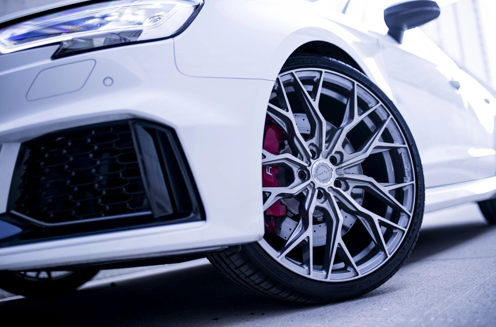 Alu kola Audi A3 S3 RS3 Concaver CVR1 Brushed Titanium 60 1613