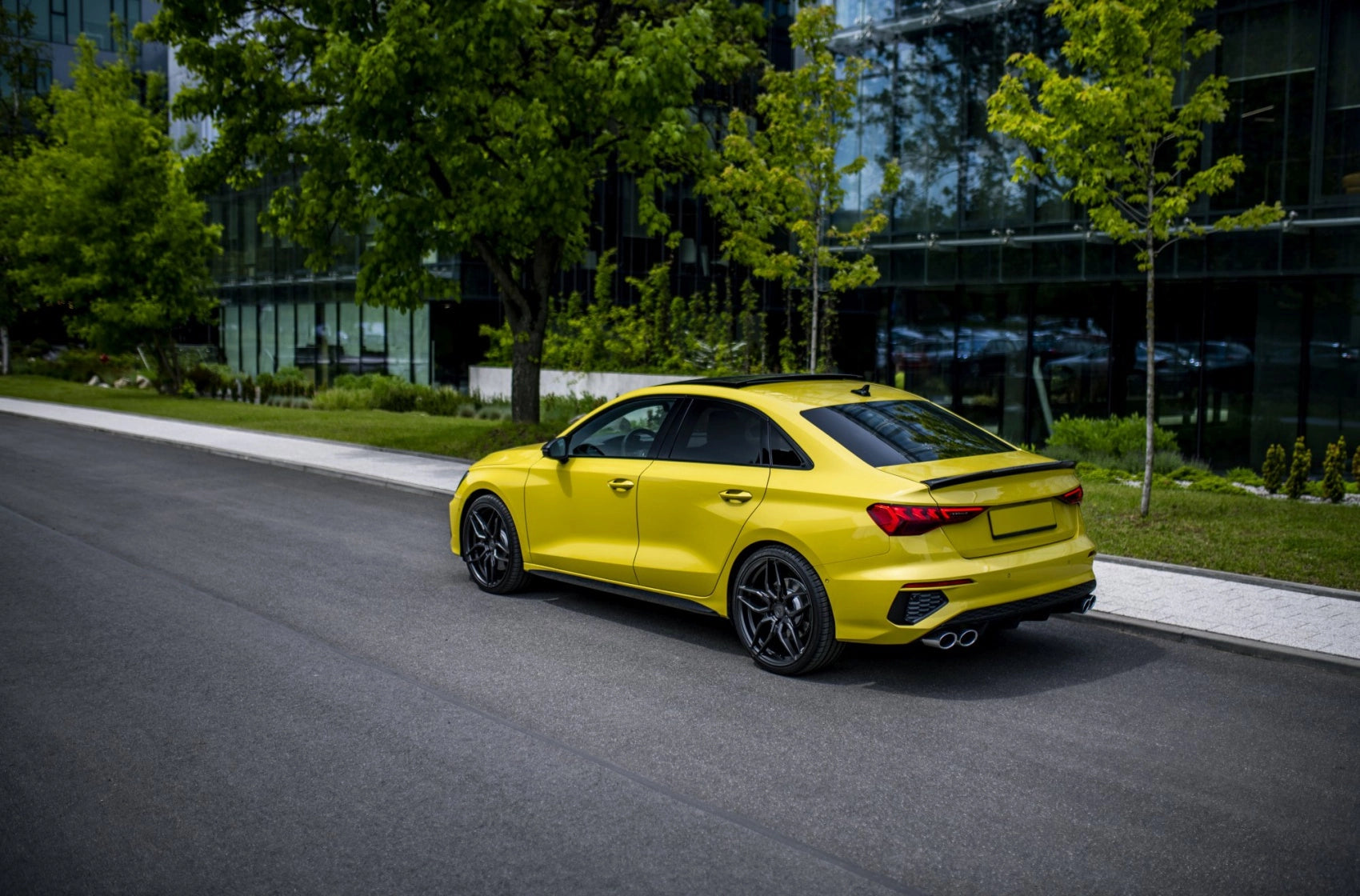 Alu kola Audi A3 S3 RS3 Concaver CVR3 Carbon Graphite 585 2025