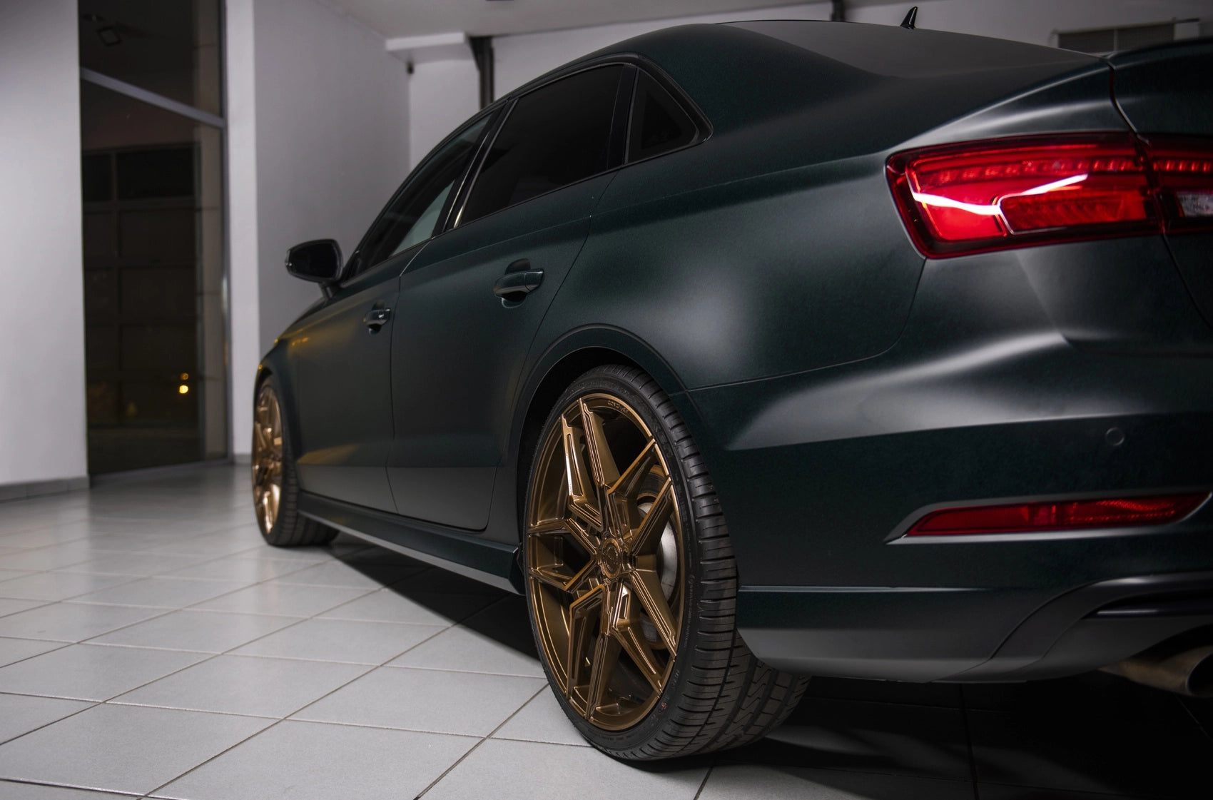 Alu kola Audi A3 S3 RS3 Concaver CVR5 Brushed Bronze 756 1139