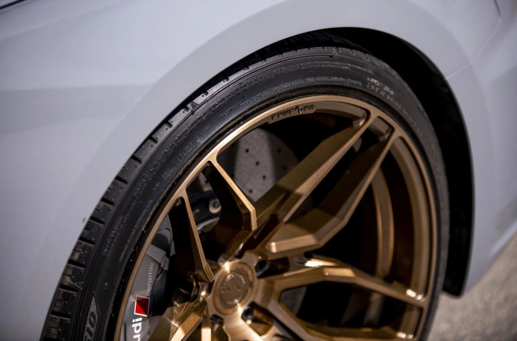 Alu kola Audi A5 S5 RS5 Concaver CVR3 Brushed Bronze 234 11047