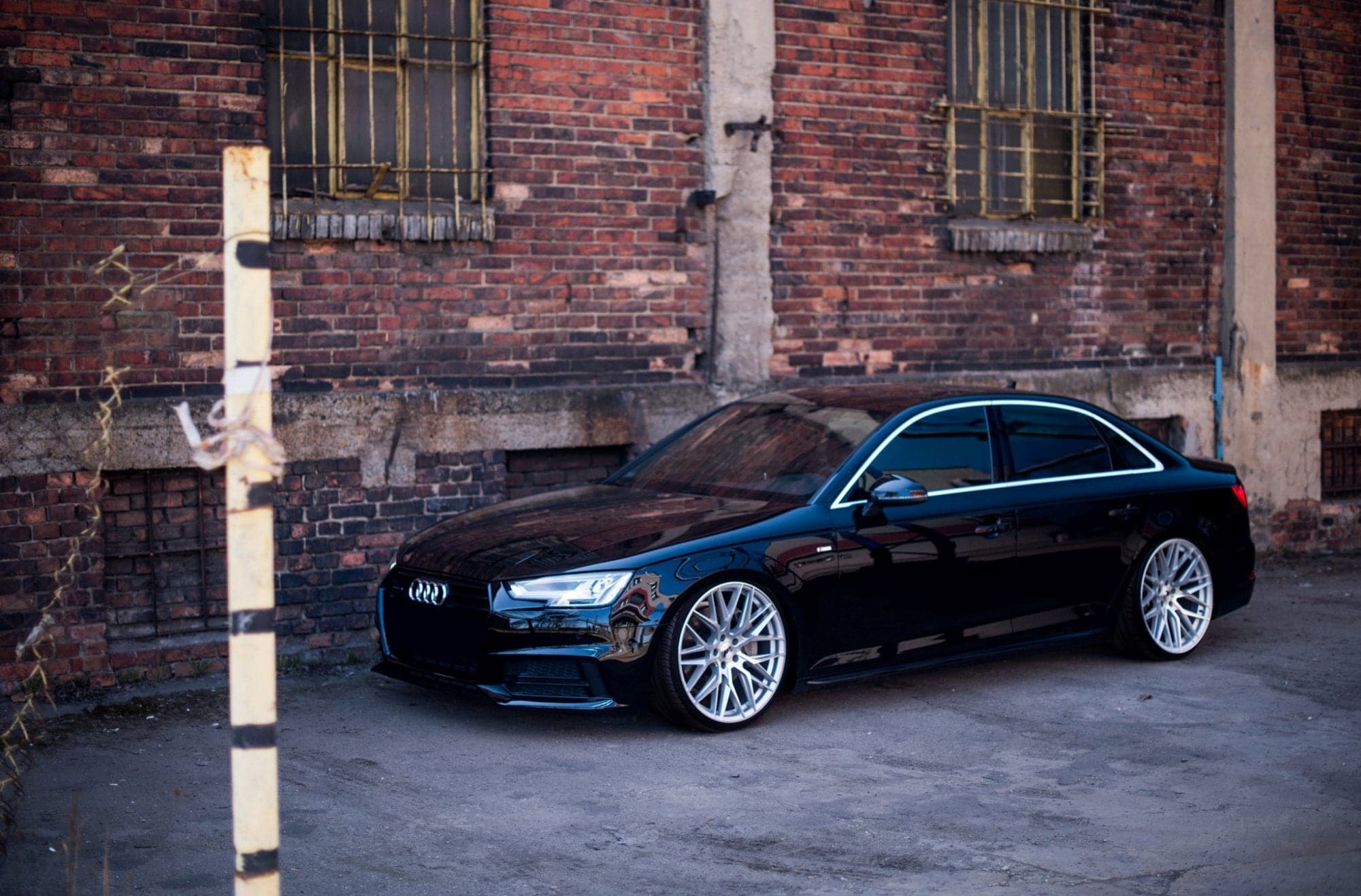 JR Wheels JR28 17x8 ET35 5x100 Silver Machined Face - Wheelsup.sk
