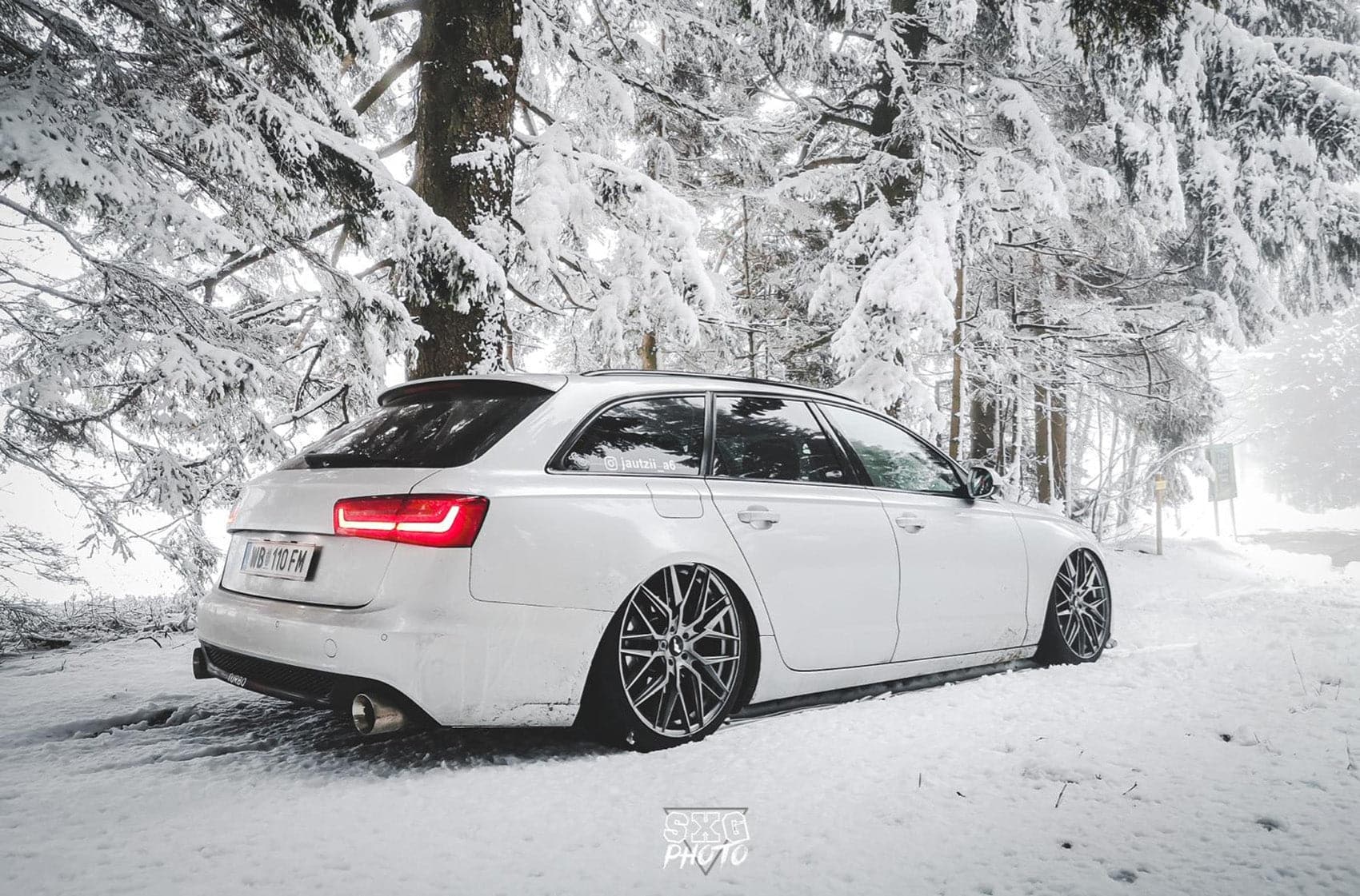 JR Wheels JR28 17x8 ET35 5x100 Hyper Black - Wheelsup.sk