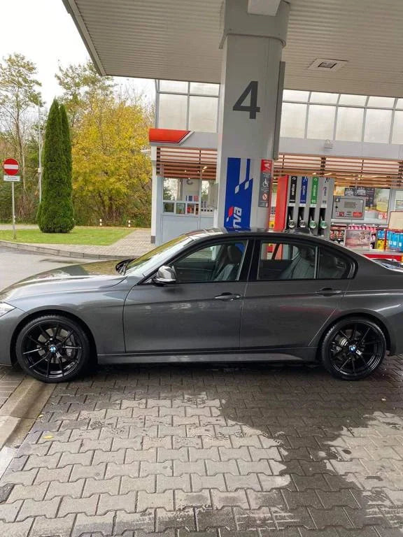 Alu kola pro BMW B1416 8x18 5x120 ET40 72.6 Black | Wheelsup.cz