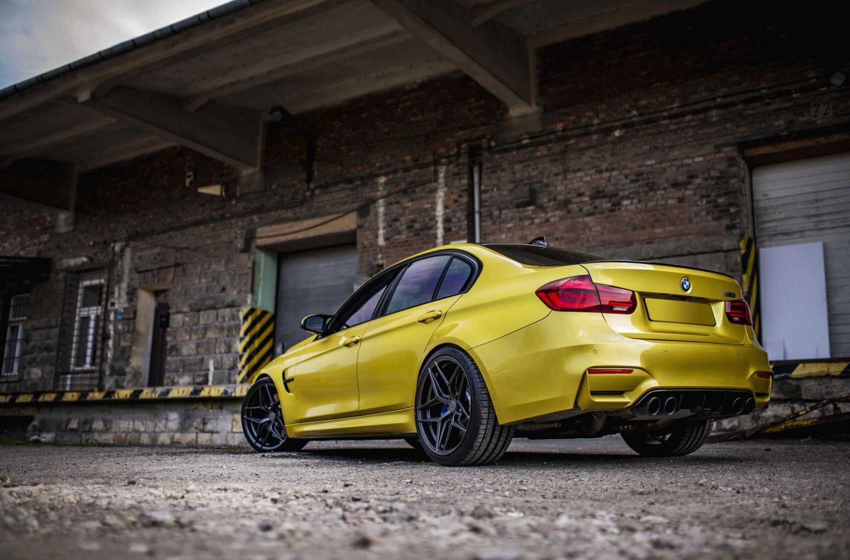 Alu kola BMW 3 Series M3 Concaver CVR2 Carbon Graphite 228 1376