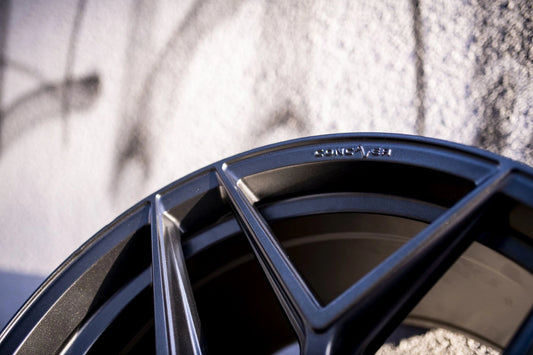 Alu kola Concaver CVR2 Carbon Graphite 102 9064 4