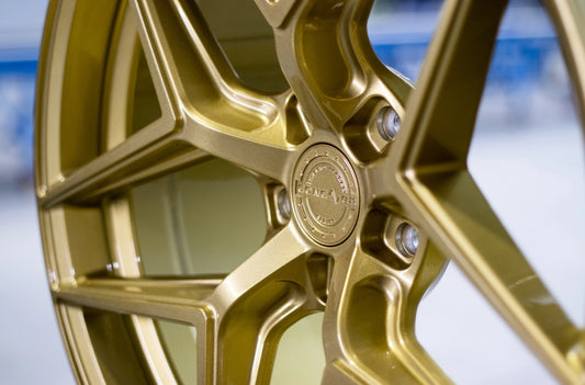 Alu kola Concaver CVR2 Gloss Gold 1103 1988 3