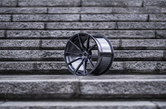 Alu kola Concaver CVR4 Double Tinted Black 126 8171 6