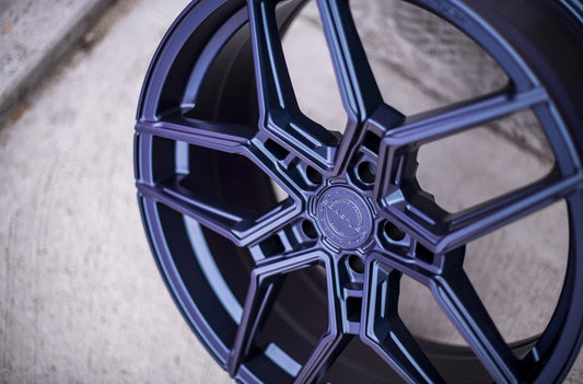 Alu kola Concaver CVR5 Matt Blue Purple Chameleon 925 13452 1