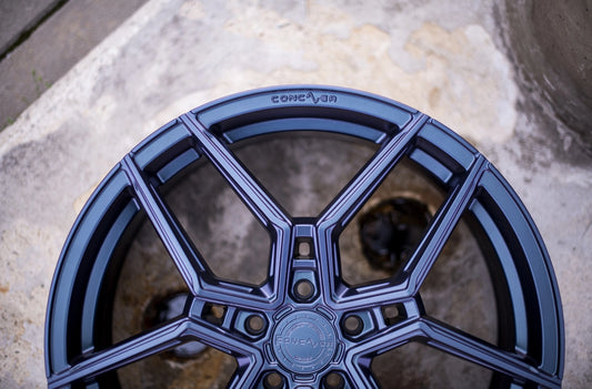 Alu kola Concaver CVR5 Matt Blue Purple Chameleon 925 3475 19