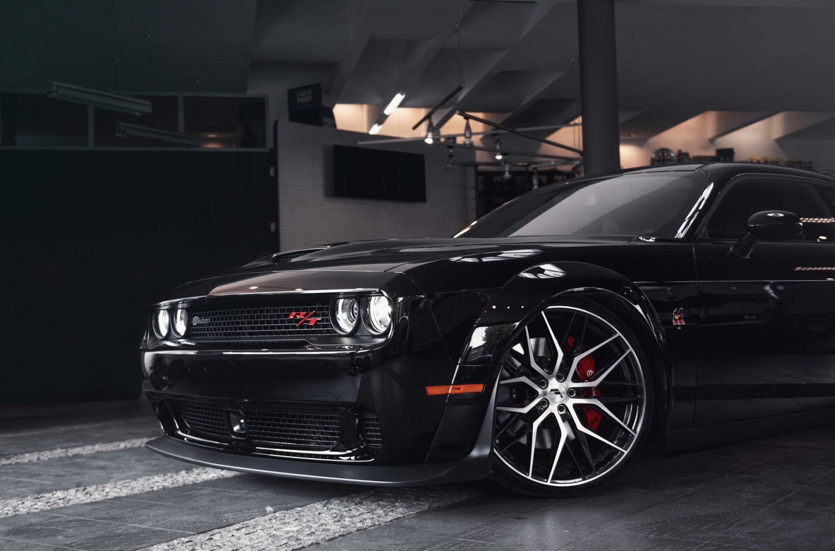 Japan Racing JR28 17x7 ET35 5x100 Gloss Black Machined Face