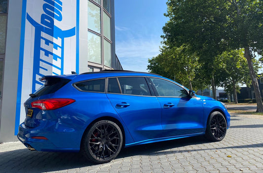Ford Focus ST RS Concaver CVR1 Carbon Graphite 357 73.webp 1