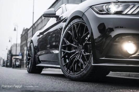 Ford Mustang Concaver CVR1 Platinum Black 454 14156.webp 1