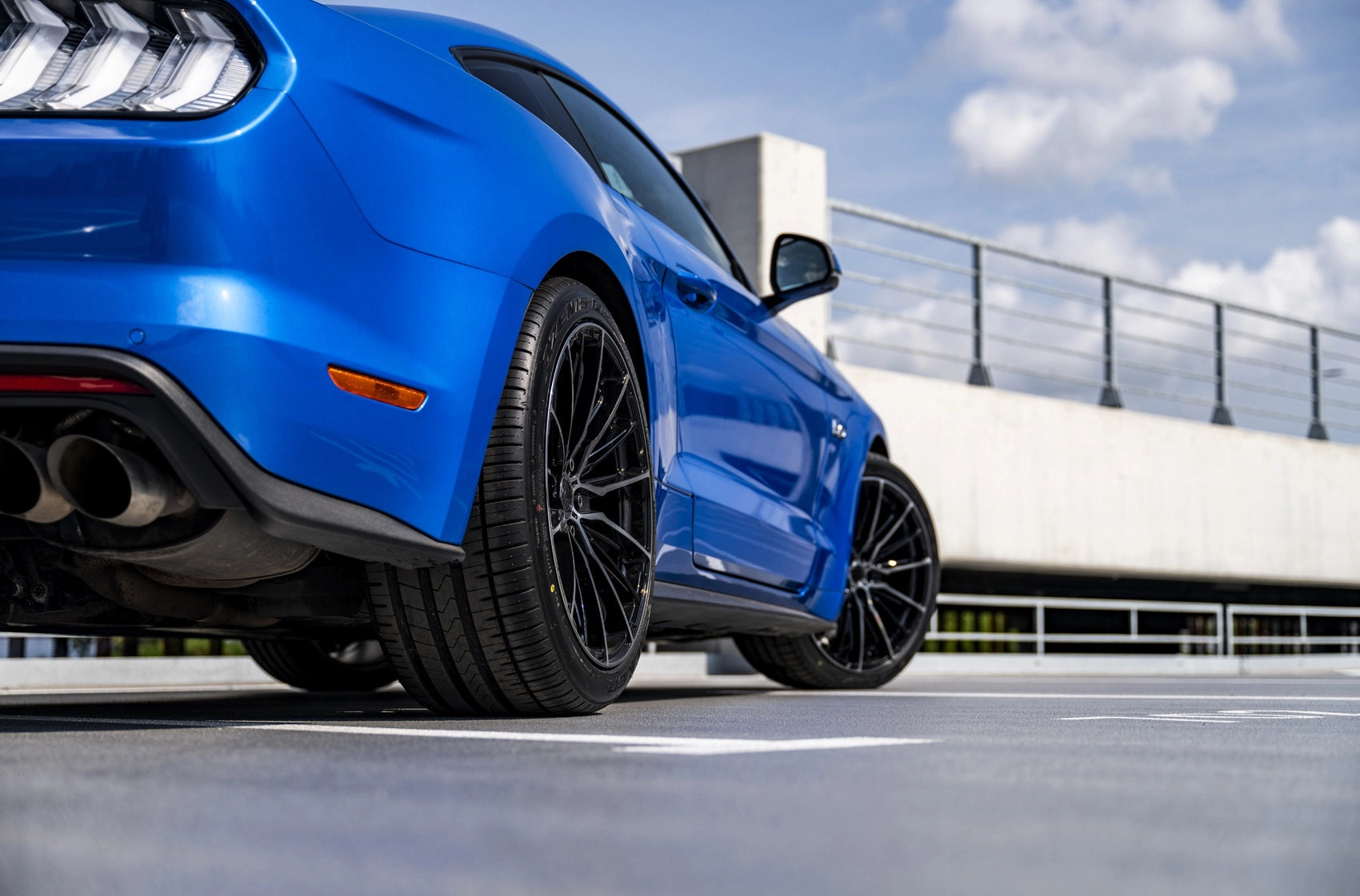 Ford Mustang Concaver CVR7 Double Tinted Black 1233 1228.webp
