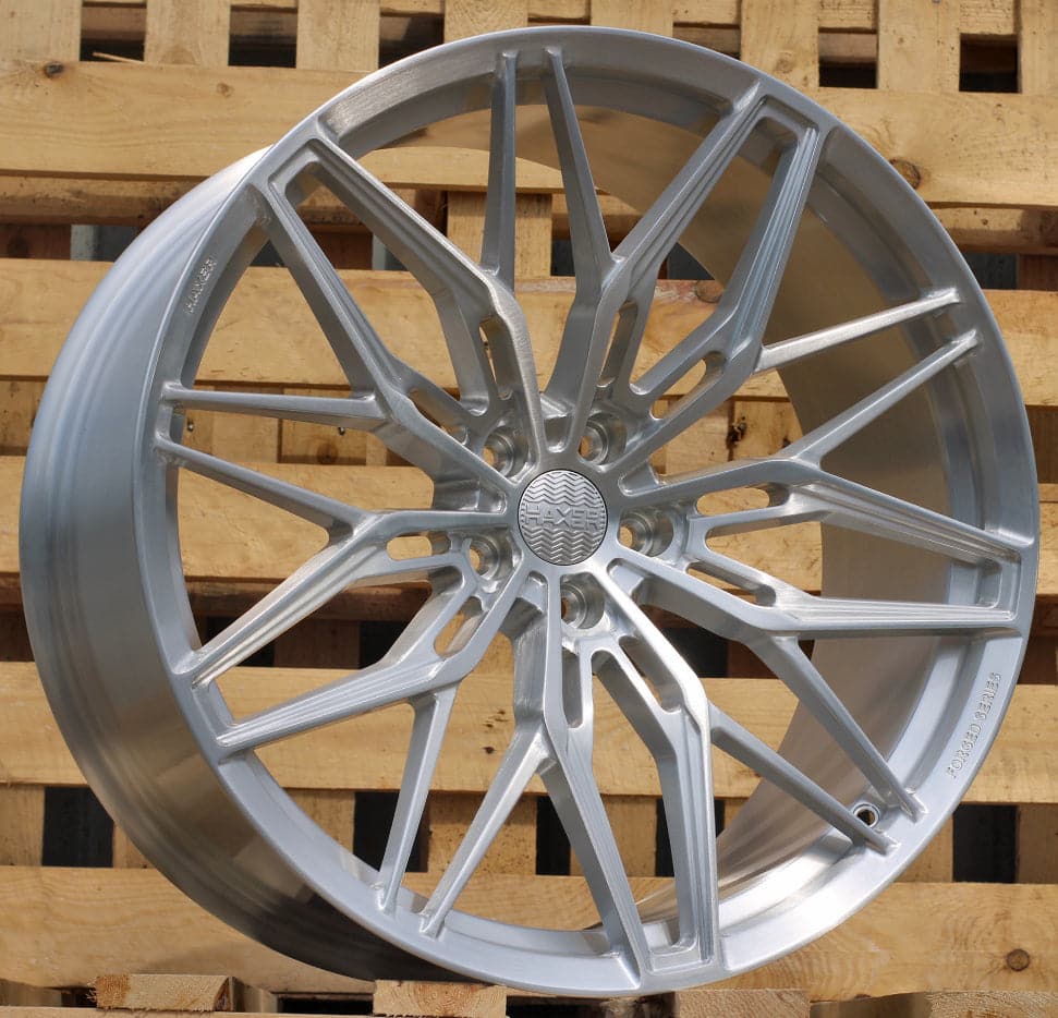 HAXER HXF02 10,5x21 5x112 ET30 ezüst, Mercedes