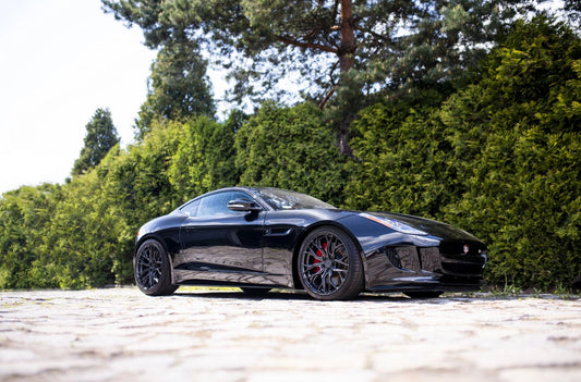 Jaguar F type R Concaver CVR1 Carbon Graphite 330 15016.webp 2