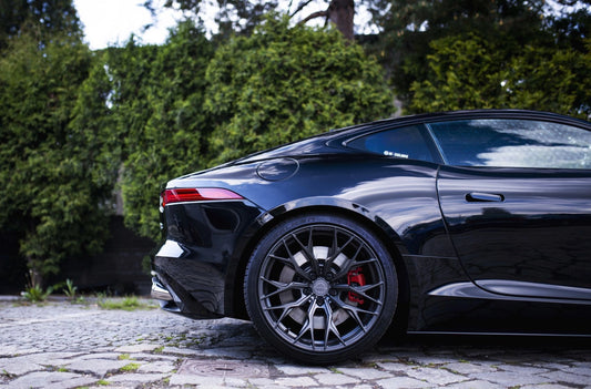 Jaguar F type R Concaver CVR1 Carbon Graphite 330 16163.webp 6