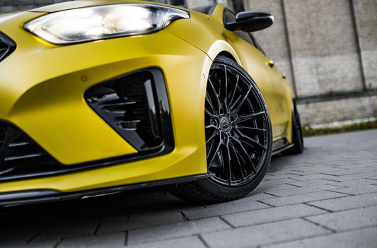 Kia Proceed Concaver CVR7 Platinum Black 1220 1378.webp 5