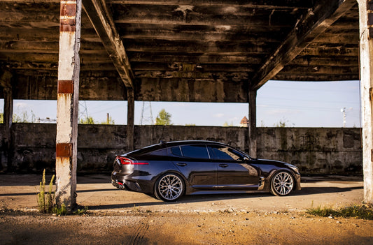 Kia Stinger Concaver CVR1 Brushed Titanium 664 8750.webp 11