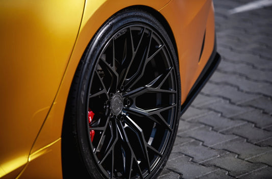 Kia Stinger Concaver CVR1 Carbon Graphite 366 4067.webp 5