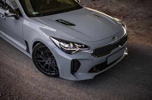 Kia Stinger Concaver CVR1 Carbon Graphite 658 10635.webp 1