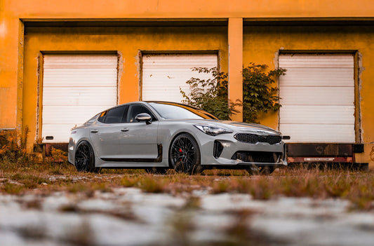 Kia Stinger Concaver CVR6 Double Tinted Black 1239 5990.webp 10