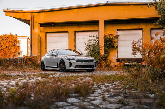 Kia Stinger Concaver CVR6 Double Tinted Black 1239 9495.webp 6