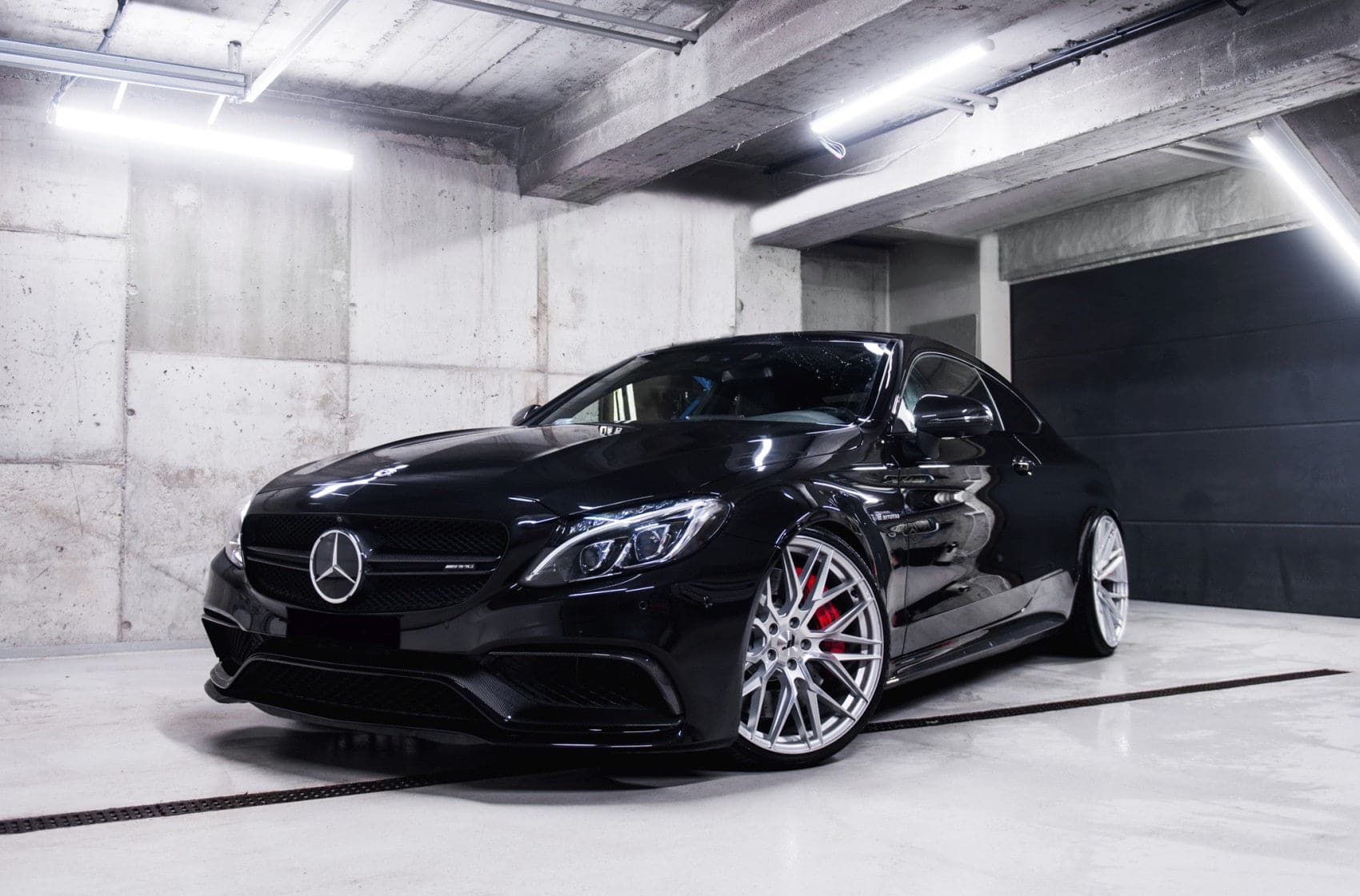 JR Wheels JR28 17x8 ET35 5x100 Silver Machined Face - Wheelsup.sk