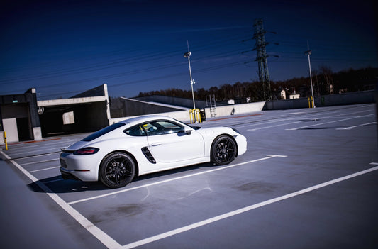 Porsche 718 Concaver CVR3 Platinum Black 821 10063.webp 1