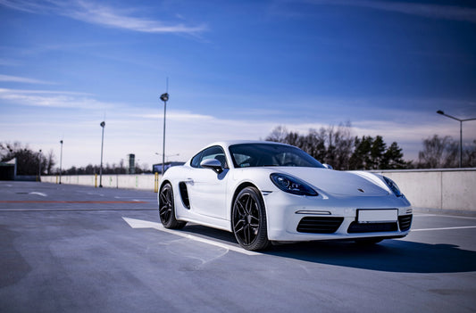 Porsche 718 Concaver CVR3 Platinum Black 821 8994.webp 5