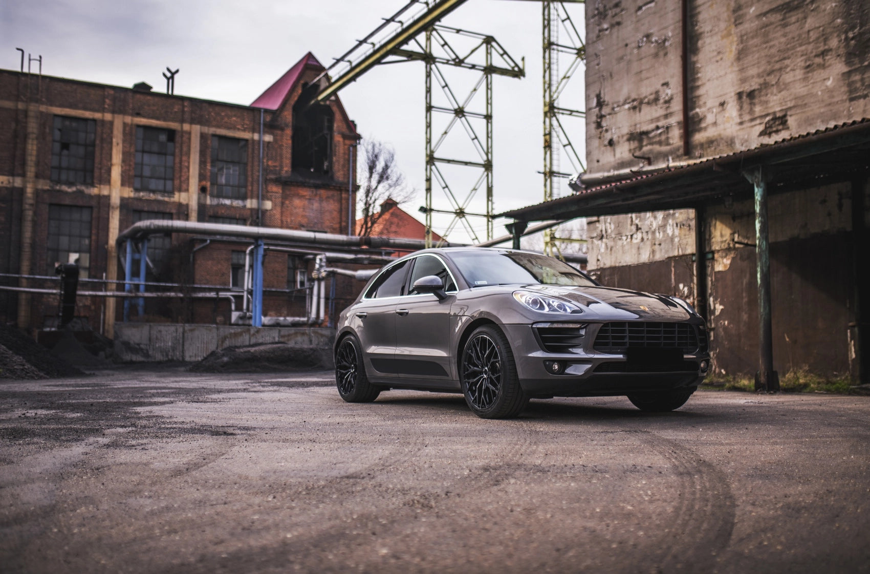 Porsche Macan Concaver CVR1 Double Tinted Black 857 11282.webp