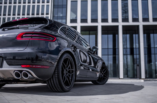Porsche Macan Concaver CVR3 Platinum Black 486 5561.webp 4