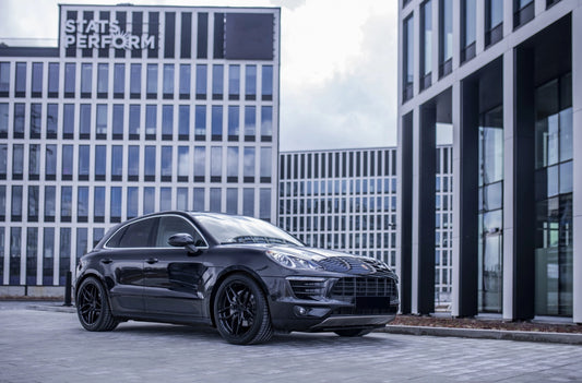 Porsche Macan Concaver CVR3 Platinum Black 486 9496.webp 5