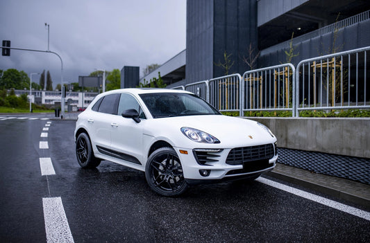 Porsche Macan Concaver CVR3 Platinum Black 556 12502.webp 10