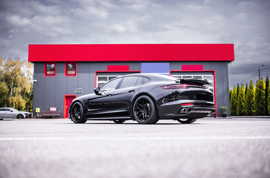 Porsche Panamera Concaver CVR3 Platinum Black 968 10842.webp 6