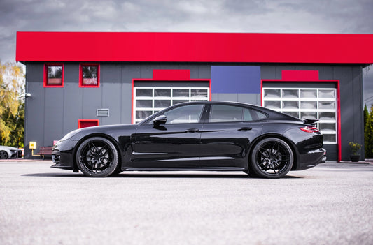 Porsche Panamera Concaver CVR3 Platinum Black 968 16674.webp 7