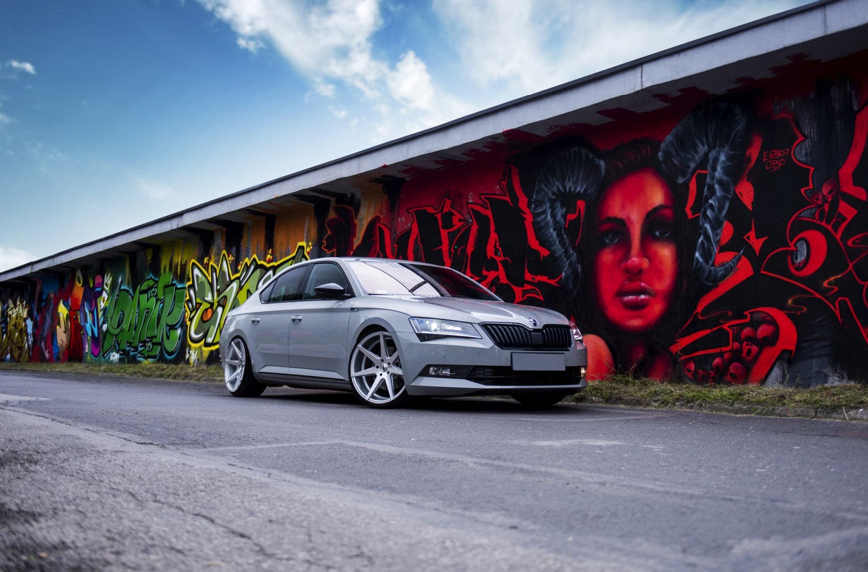 JR Wheels JR20 19x8,5 ET40 5x112 Silver Machined - Wheelsup.sk