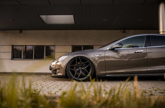 Tesla Model S Concaver CVR2 Carbon Graphite 628 3534.webp 7