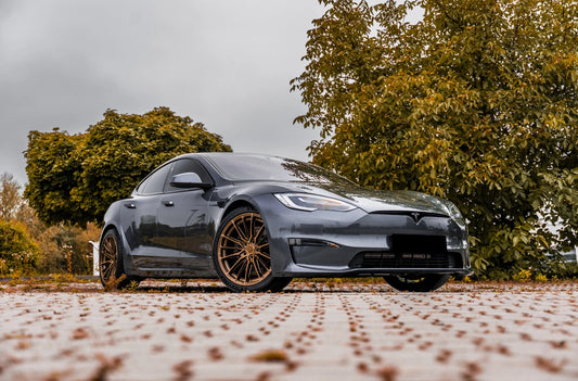 Tesla Model S Concaver CVR7 Brushed Bronze 1229 5796.webp 4