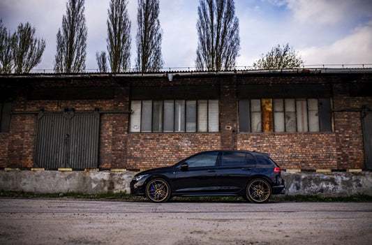 Volkswagen Golf R GTI Concaver CVR3 Brushed Bronze 546 1545.webp 1